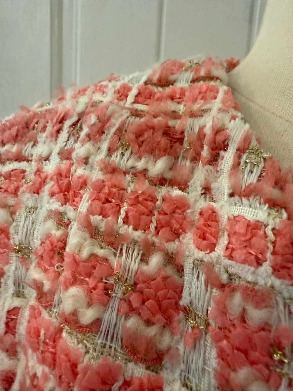 Marie Elie Paris Pink Tweed Jacket Classic Bouclé floral snaps size 40
